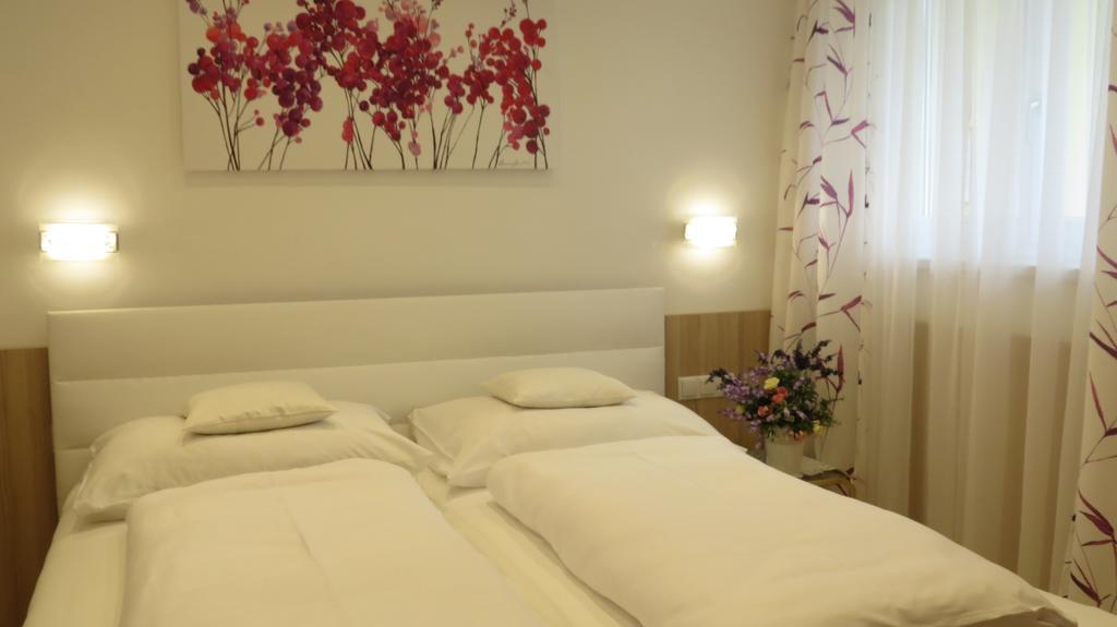 Apartement Maria Trost Graz Exterior foto